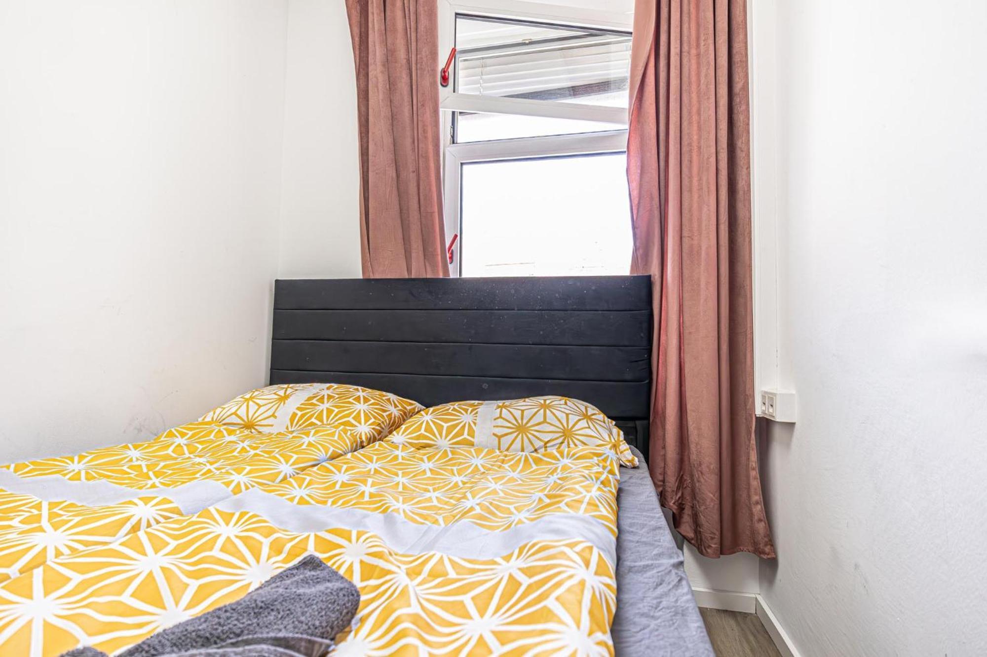 Near Schoenbrunn - Economy Rooms In Shared Apartment At Meidling Train Station Viena Exterior foto